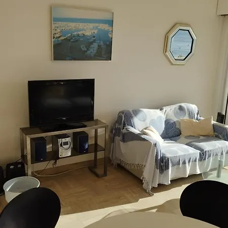 Beautiful 2 Bedrooms In A Private With Sea View Cannes